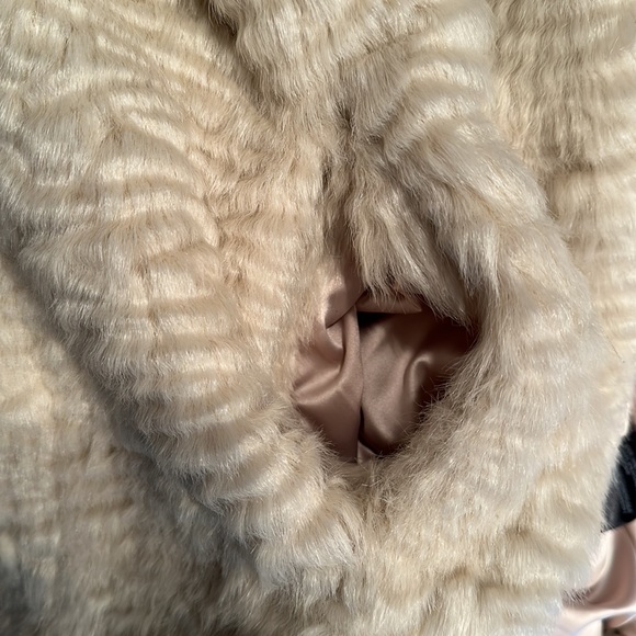 Anthropologie Naomie Faux Fur Coat XL - Picture 8 of 9